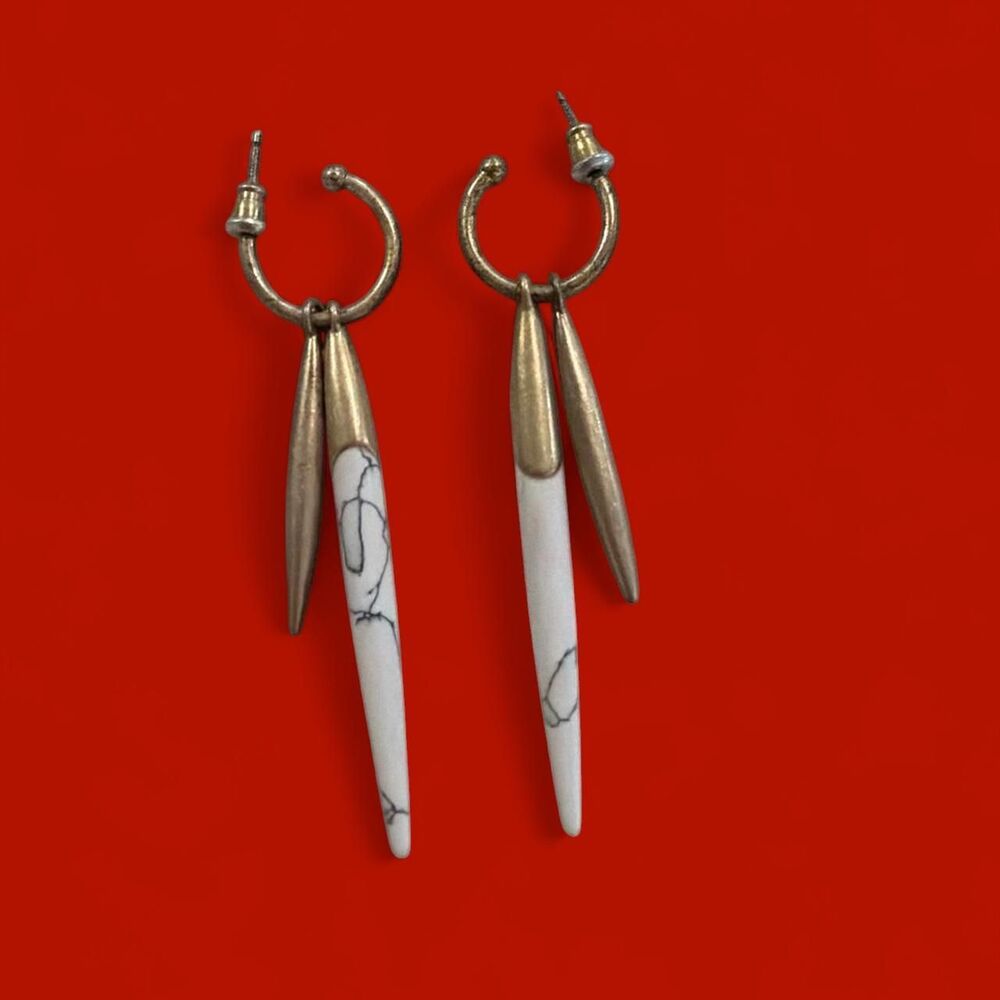 Unbranded Women's Gold and White Jewellery